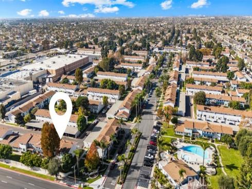 19844  Berkshire  , Huntington Beach, CA