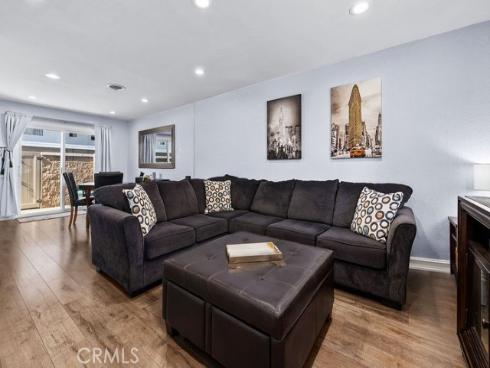 19844  Berkshire  , Huntington Beach, CA