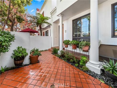 19481  Pompano  110 , Huntington Beach, CA