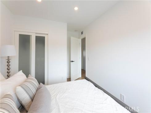 16509  Caballero  30B  Lane, Huntington Beach, CA