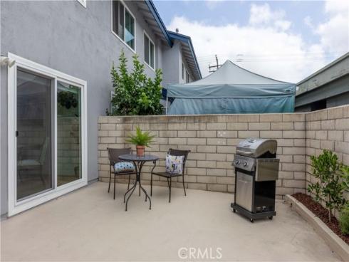 16509  Caballero  30B  Lane, Huntington Beach, CA
