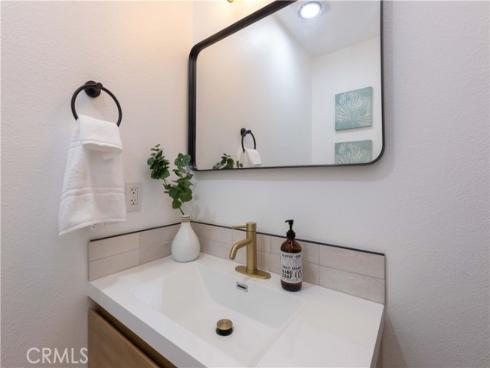 16509  Caballero  30B  Lane, Huntington Beach, CA