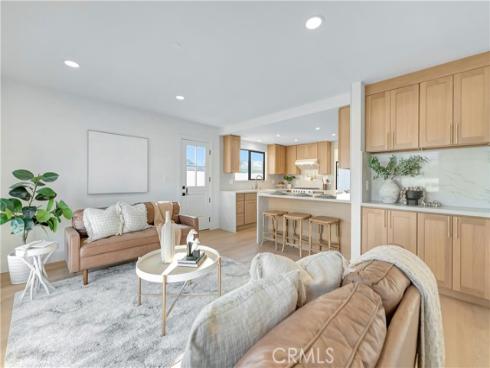 21211  Binghampton   Circle, Huntington Beach, CA