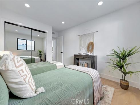 21211  Binghampton   Circle, Huntington Beach, CA