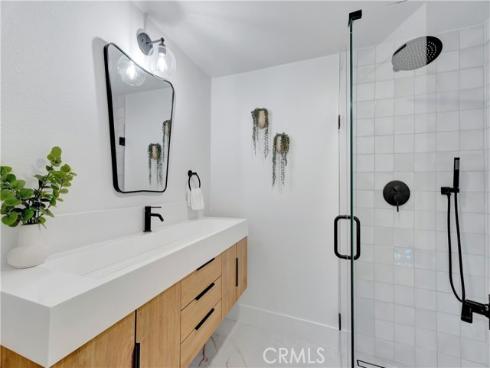 21211  Binghampton   Circle, Huntington Beach, CA