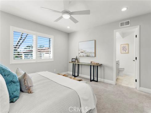 21066  Poolside  , Huntington Beach, CA