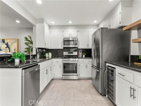 21066  Poolside  , Huntington Beach, CA