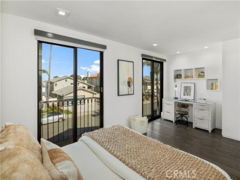 4072  Morning Star  , Huntington Beach, CA