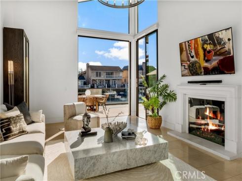 4072  Morning Star  , Huntington Beach, CA