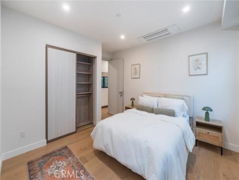 422  20th   Street, Huntington Beach, CA