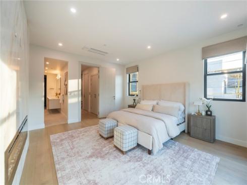 422  20th   Street, Huntington Beach, CA