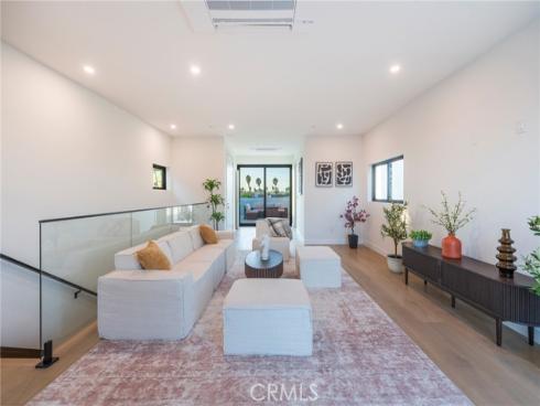 422  20th   Street, Huntington Beach, CA