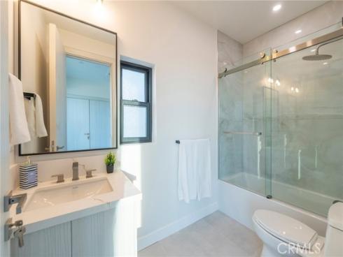 422  20th   Street, Huntington Beach, CA