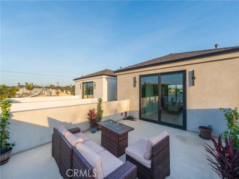 422  20th   Street, Huntington Beach, CA