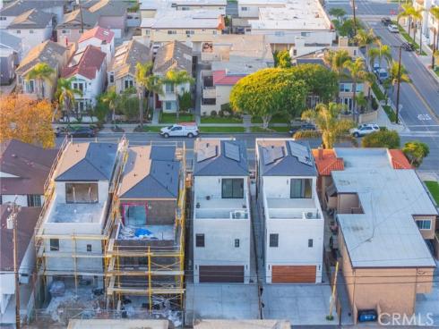 422  20th   Street, Huntington Beach, CA