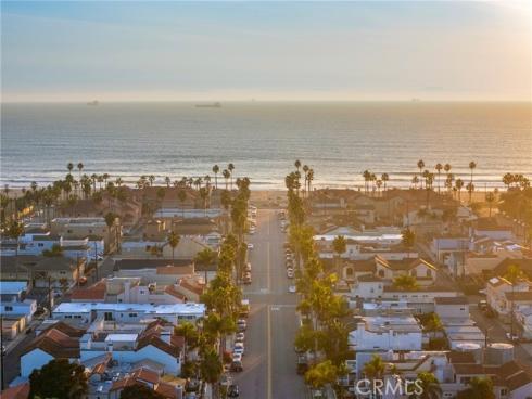 422  20th   Street, Huntington Beach, CA