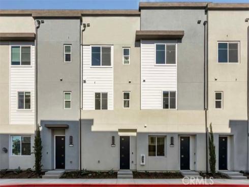 7256 Aura Circle, Huntington Beach, CA