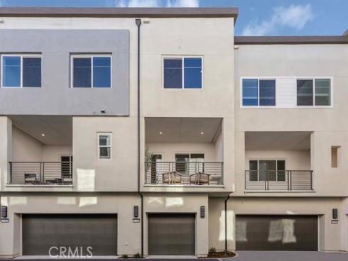 7256 Aura Circle, Huntington Beach, CA