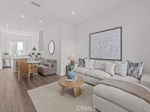 7256 Aura Circle, Huntington Beach, CA