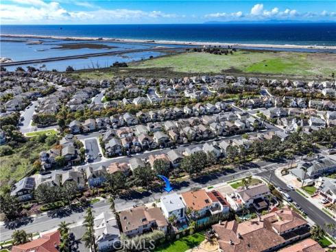4651 Los Patos , Huntington Beach, CA