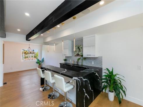 4651 Los Patos , Huntington Beach, CA