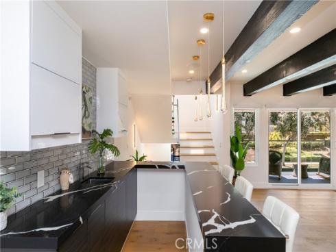 4651 Los Patos , Huntington Beach, CA