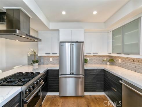 4651 Los Patos , Huntington Beach, CA