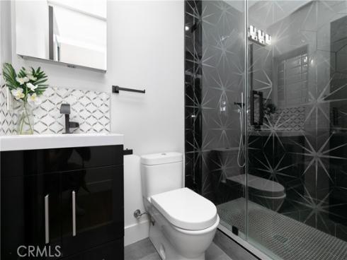 4651 Los Patos , Huntington Beach, CA