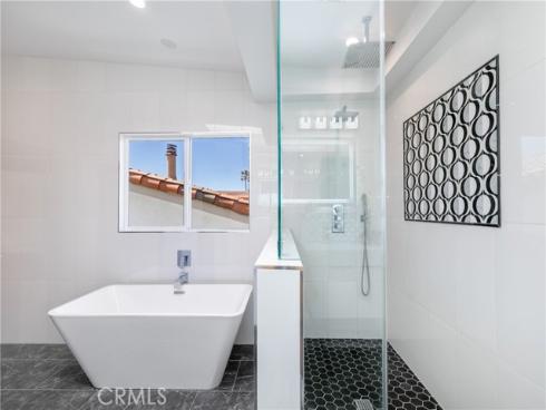 4651 Los Patos , Huntington Beach, CA