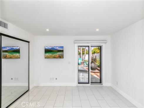 4651 Los Patos , Huntington Beach, CA