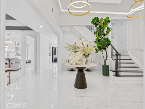 16401  Serenade   Lane, Huntington Beach, CA