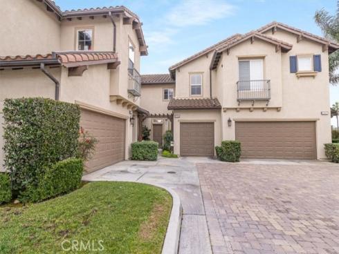 19266 Scripts Court, Huntington Beach, CA