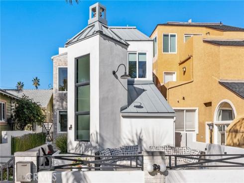 509 8th Street, Huntington Beach, CA