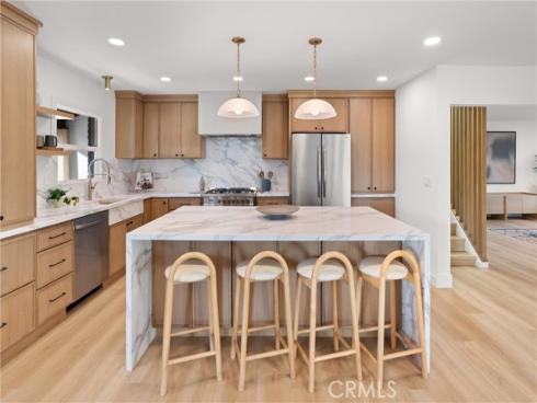 20642 Goshawk Lane, Huntington Beach, CA