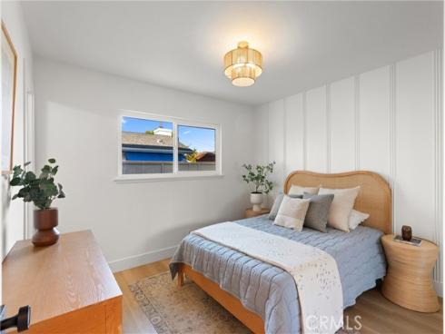 20642 Goshawk Lane, Huntington Beach, CA