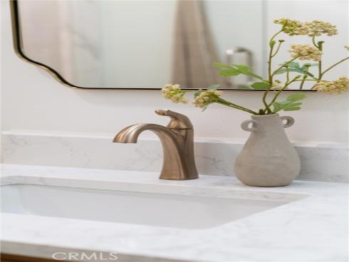 20642 Goshawk Lane, Huntington Beach, CA