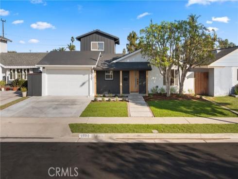 20642 Goshawk Lane, Huntington Beach, CA
