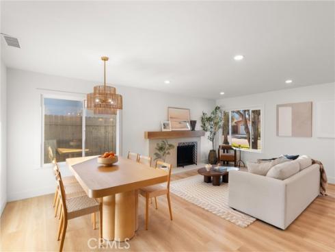 20642 Goshawk Lane, Huntington Beach, CA