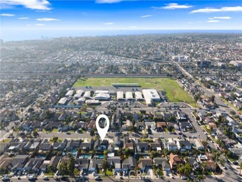 20642  Goshawk   Lane, Huntington Beach, CA