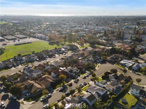 8232  Mandeville  , Huntington Beach, CA