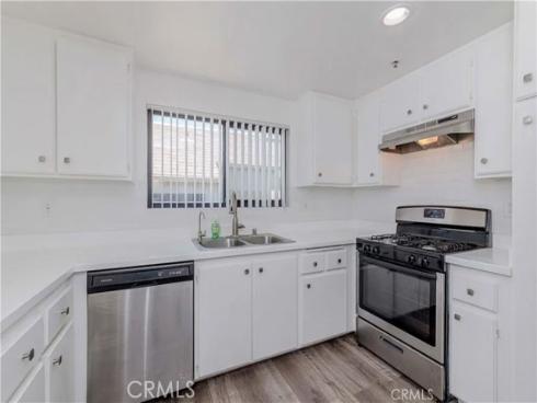 17722 Sergio Cir 203 , Huntington Beach, CA