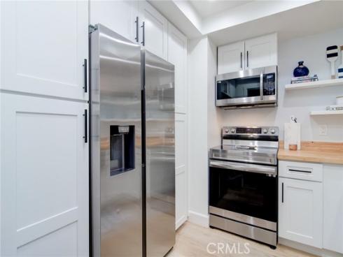 8633 Portola 16H Court, Huntington Beach, CA