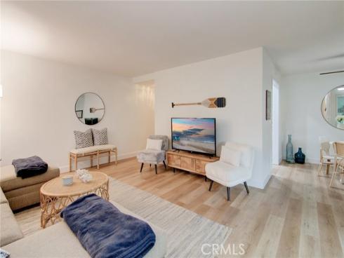 8633 Portola 16H Court, Huntington Beach, CA