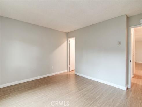 8777  Coral Springs  2B  Court, Huntington Beach, CA