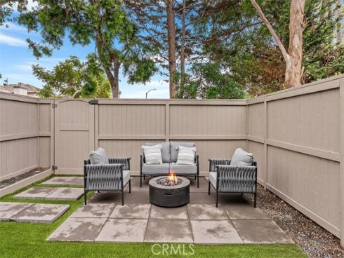 19662  Stern Lane  , Huntington Beach, CA