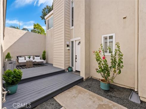 19662  Stern Lane  , Huntington Beach, CA