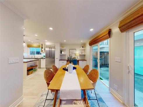 322 12 th , Huntington Beach, CA