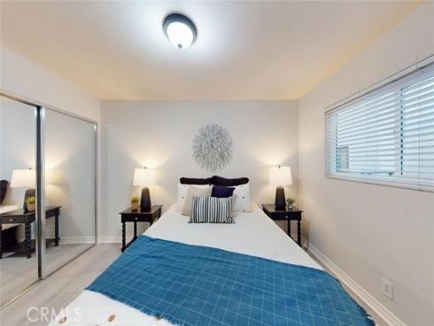 322 12 th , Huntington Beach, CA