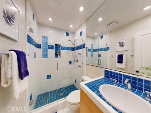 322 12 th , Huntington Beach, CA