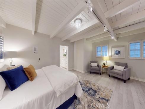 322 12 th , Huntington Beach, CA